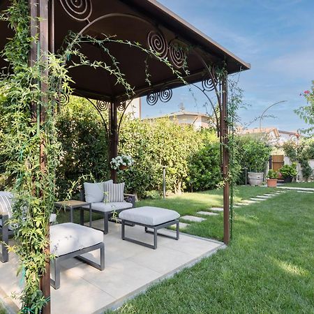 Charming Sirmione Bed and Breakfast Exteriör bild