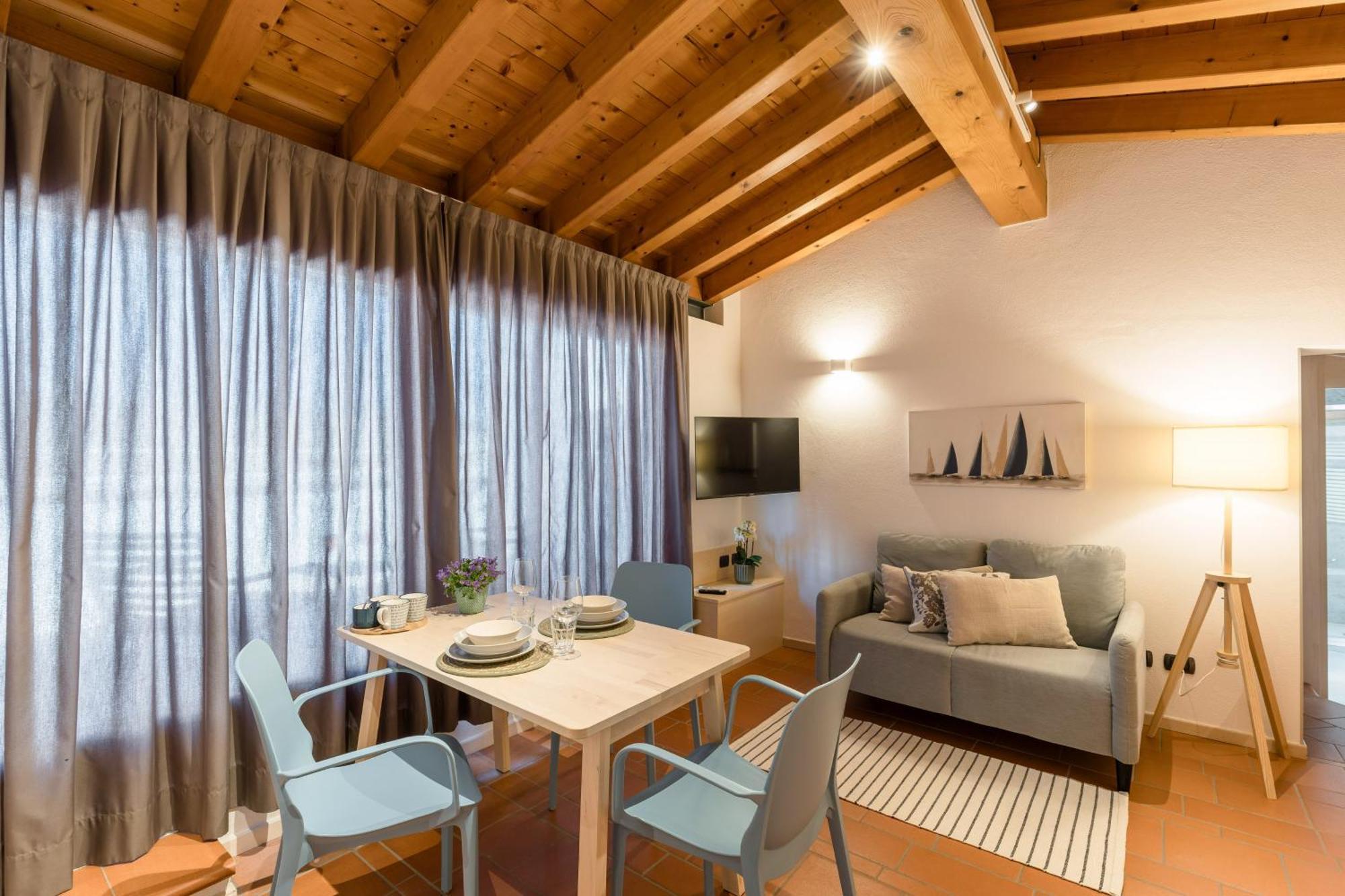 Charming Sirmione Bed and Breakfast Exteriör bild