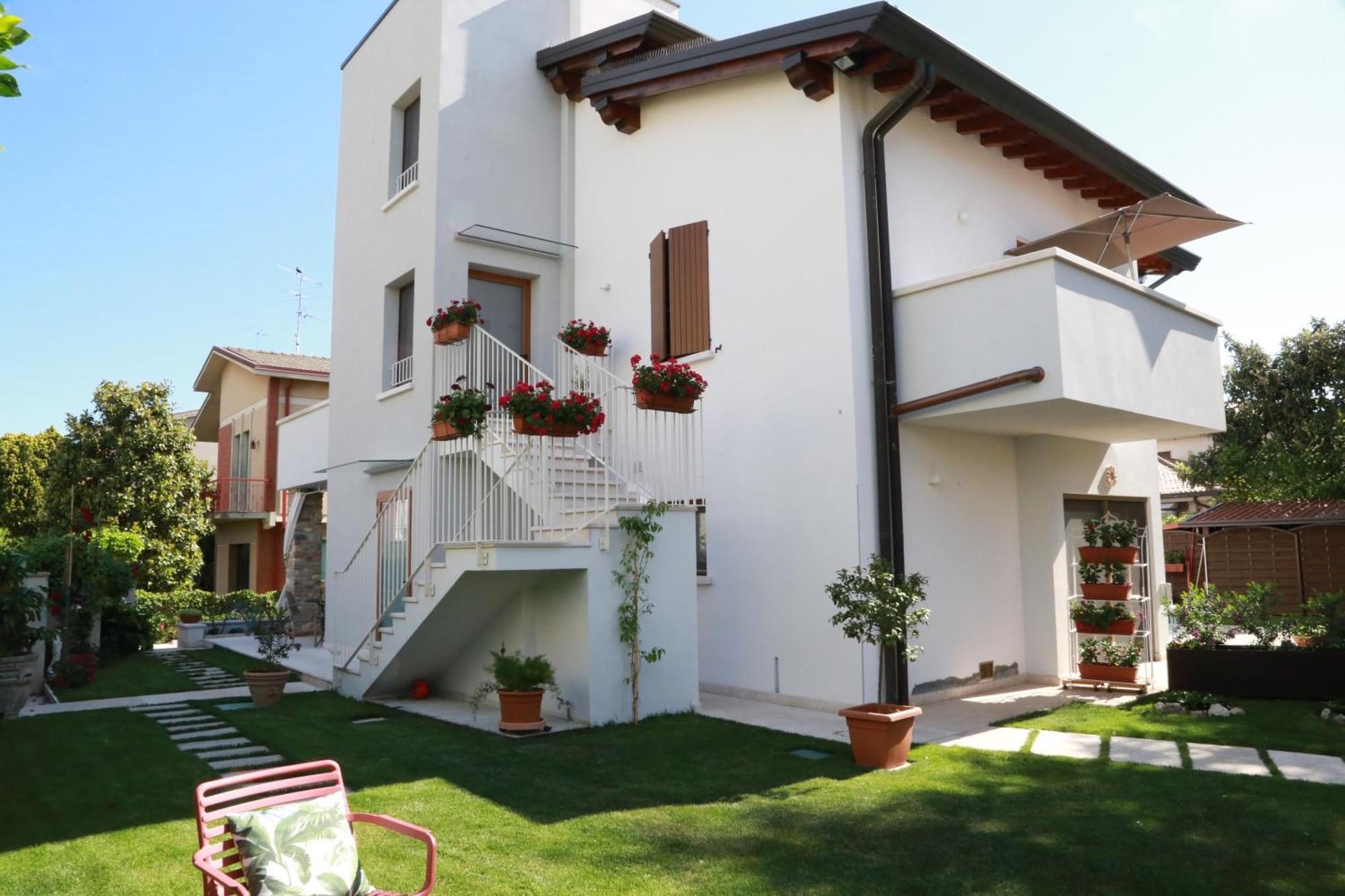 Charming Sirmione Bed and Breakfast Exteriör bild