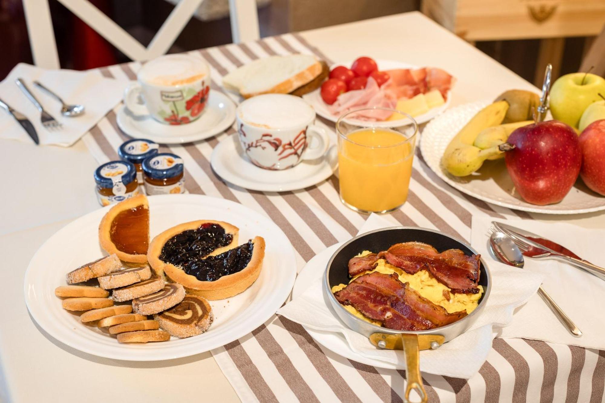 Charming Sirmione Bed and Breakfast Exteriör bild
